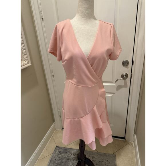 Altard State Pink Woman’s Dress Size L Short Sleeved w/Ruffles - Picture 1 of 5